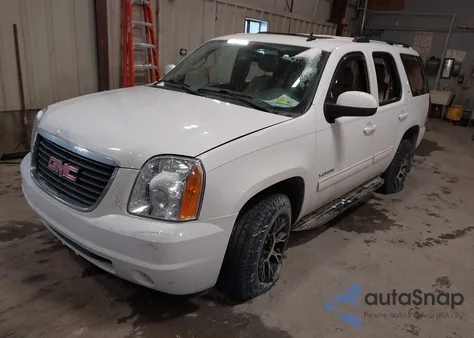 2013 GMC Yukon Slt z USA, uszkodzony, nr VIN 1GKS2CE02DR366819
